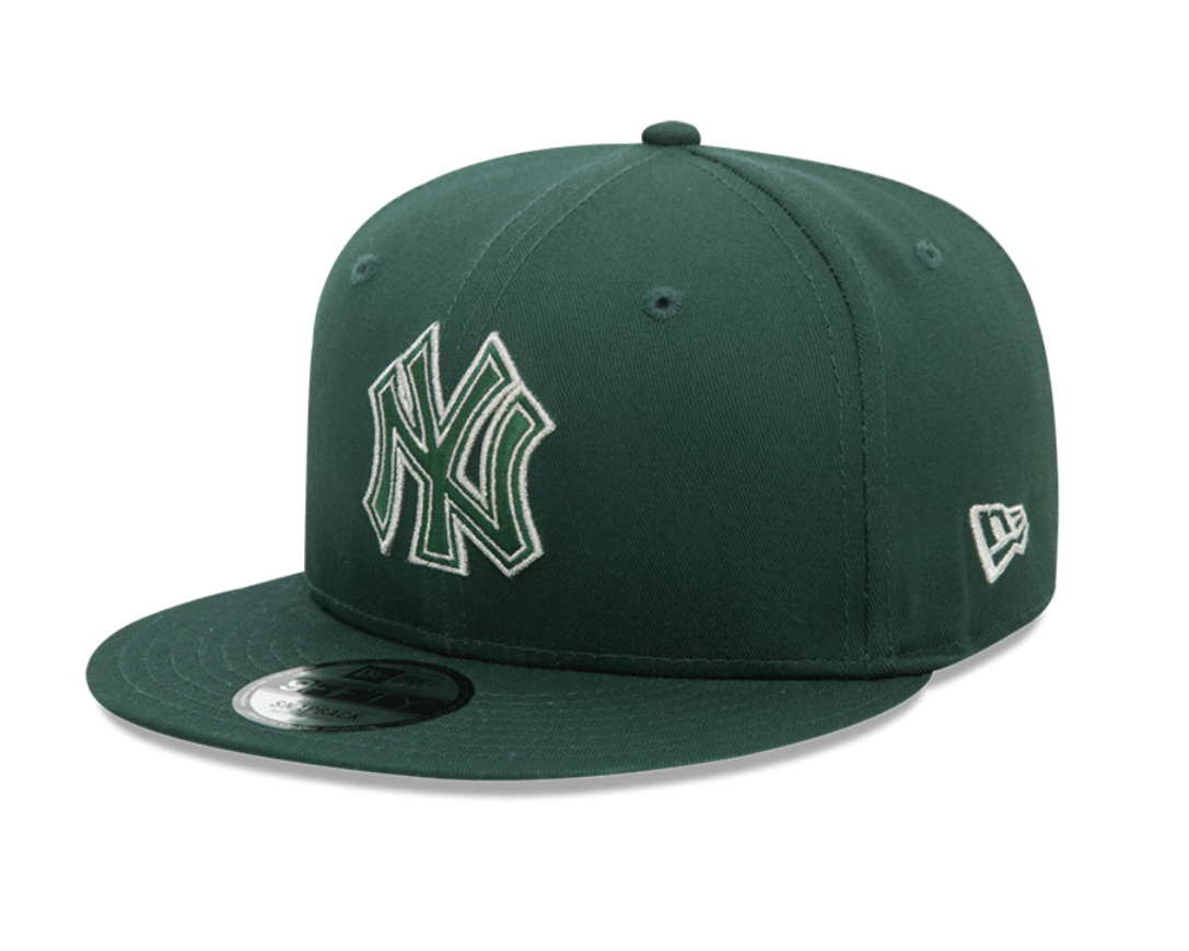 Gorra Metallic Outline 9FIFTY Cerrada New Era