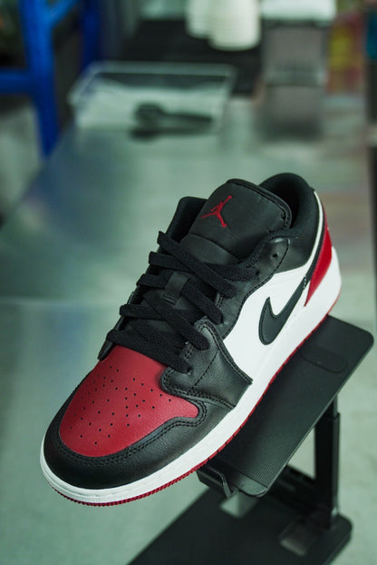 Air Jordan 1 Low “BRED TOE”