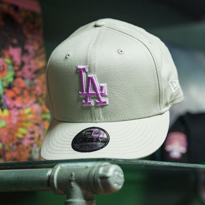 Outline Dodgers Pink Logo - Snapback